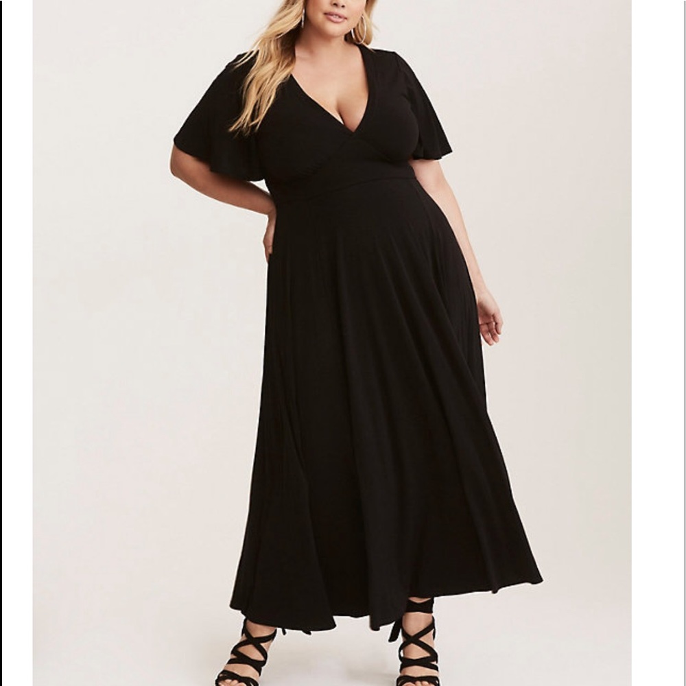 Torrid size 3x Black flutter maxi dress bnwt